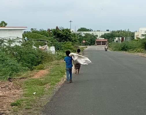 బడిబయట పిల్లల గురించి పట్టించుకునేవారేరి 