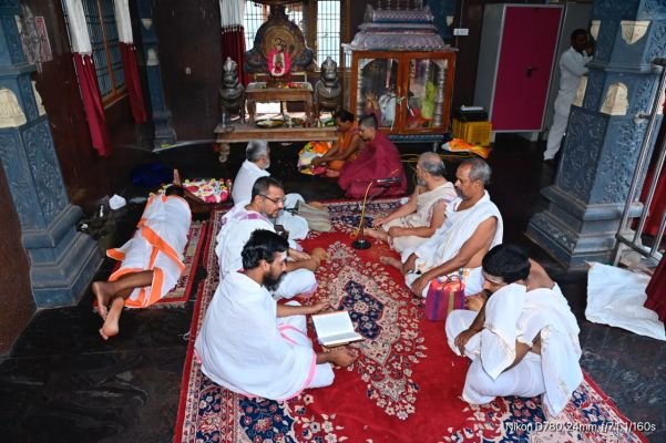 ఇంద్రకీలాద్రిపై భక్తిశ్రద్ధలతో సూర్యోపాసన