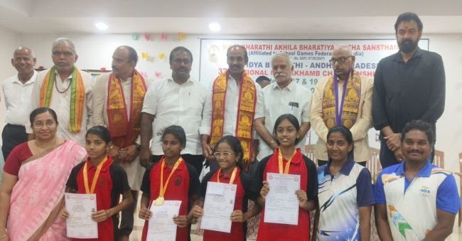 సొంత గడ్డపై సత్తా చాటిన గుడిలోవ విద్యార్థులు...
