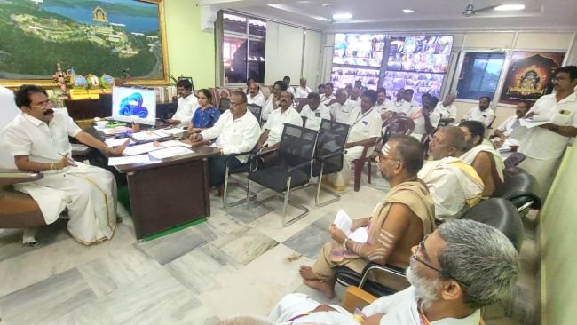 కార్తీకమాసం ఏర్పాట్లపై సమీక్ష సమావేశం