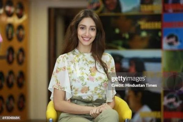 ఆయుష్మాన్ ఖురానా కొత్త చిత్రం ‘ముపాపా’: హీరోయిన్‌గా ‘బందిష్ బండిట్స్’ ఫేమ్ శ్రేయా చౌదరి ఎంపిక