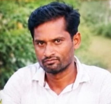 డాక్టర్ లేని ఆసుపత్రిలో చికిత్స