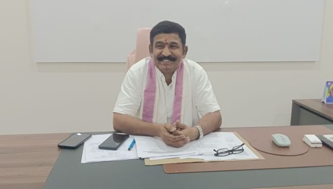 సింగరకొండ ఈవోగా చంద్రశేఖర రావు బాధ్యతల స్వీకరణ.