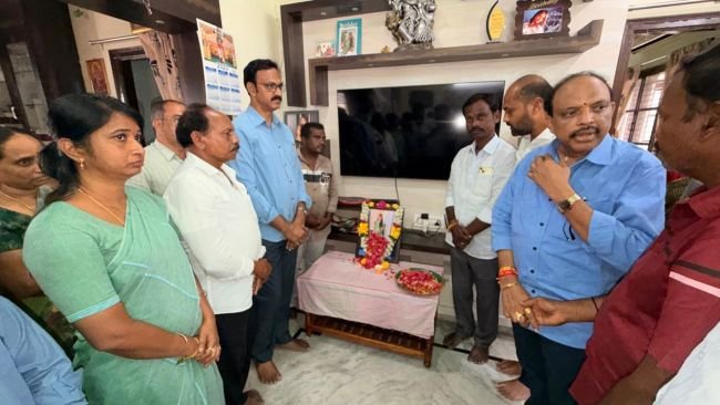 అమెరికాలో రోడ్డు ప్రమాదంలో సుప్రియ మృతి చెందడం పట్ల మంత్రి పొంగులేటి తీవ్ర విచారం