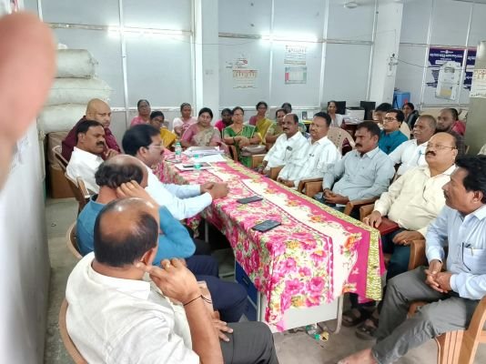 ఆరోగ్య కార్యక్రమాల అమలులో వేగం పెంచాలి