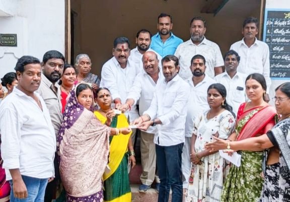 విజయవంతంగా ముగిసిన స్మార్ట్ రేషన్ కార్డుల పంపిణీ