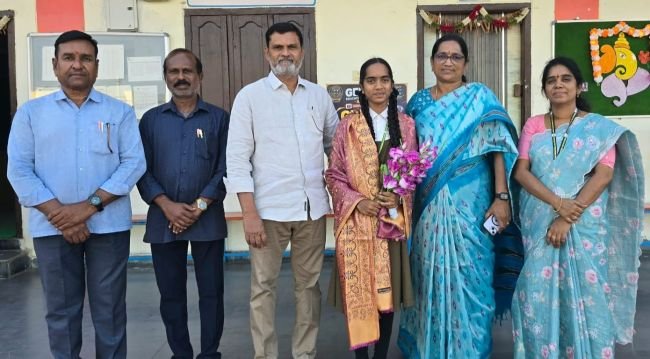 జాతీయ స్థాయి "ప్రేరణ "కి ఎంపికైన గీతా స్కూల్ విద్యార్థిని మహతి