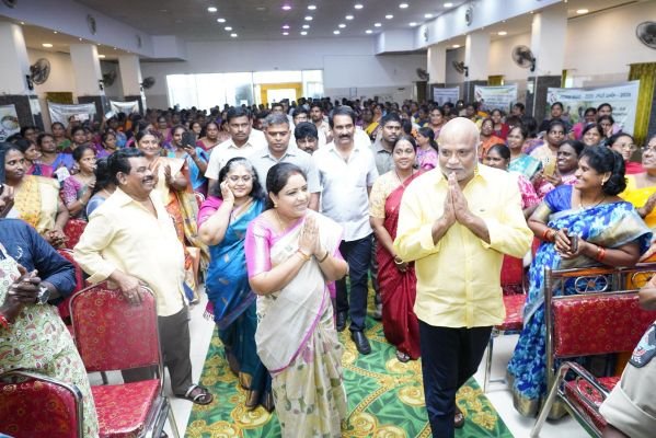 బాలల ఆరోగ్యమే రాష్ట్ర భవిష్యత్తుకు పునాది  అంగన్‌వాడీల బలోపేతానికి ప్రత్యేక ప్రాధాన్యం: మంత్రి సంధ్యారాణి.