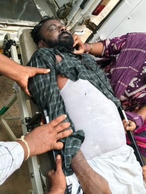 పిడుగు పడి విద్యుత్‌ ఉద్యోగి మృతి