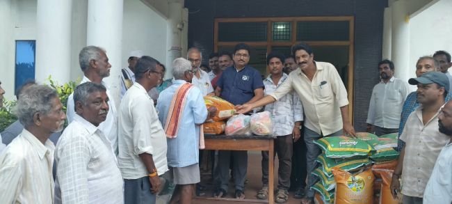  వీఆర్ఏలకు తహసిల్దార్ సహాయం 