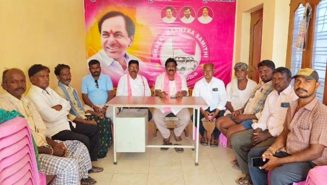 వంటశాల పేరుతో పేద రైతులను బలి చేయొద్దు