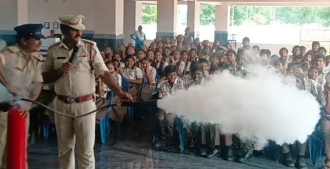 విపత్తులలో సమయస్ఫూర్తియే రక్షణ