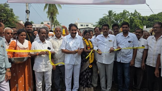 రూ 3.5 కోట్లతో అభివృద్ధి పనులకు ప్రారంభోత్సవాలు
