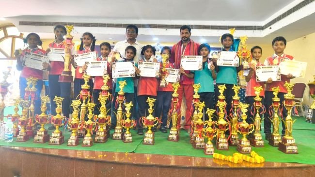 జాతీయస్థాయి కుంగ్ ఫూ కరాటే పోటీల్లో శ్రీ సత్య విద్యానికేతన్ విద్యార్థుల ప్రతిభ.