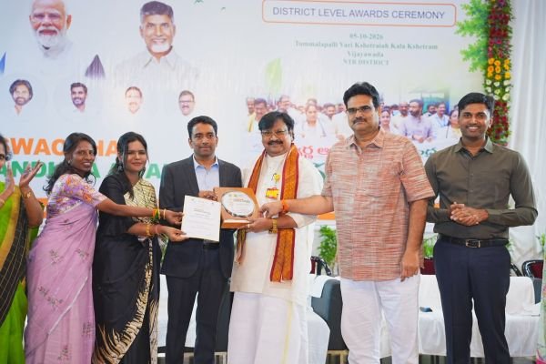 పరిశుభ్రతలో ప్రతిభ.. అవార్డుల్లో ప్రతిష్ఠ!