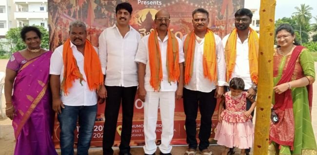 సాంప్రదాయ విలువలను భావితరాలకు అందించాలి : మాజీ ఎమ్మెల్సీ వై.వి.బి. రాజేంద్రప్రసాద్