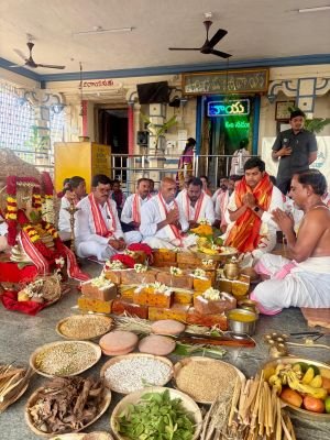 వైభవంగా వరుణ యాగం...  పాల్గొన్న - ఎమ్మెల్యే పుత్తా కృష్ణ చైతన్య రెడ్డి ..