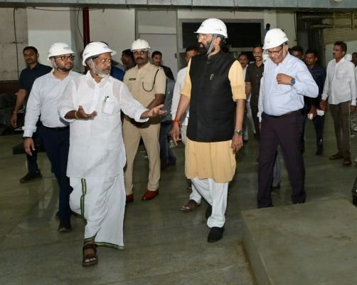 వేల మెగావాట్ల అదనపు భారం.. అయినా విద్యుత్ కోతలు లేవు ‎