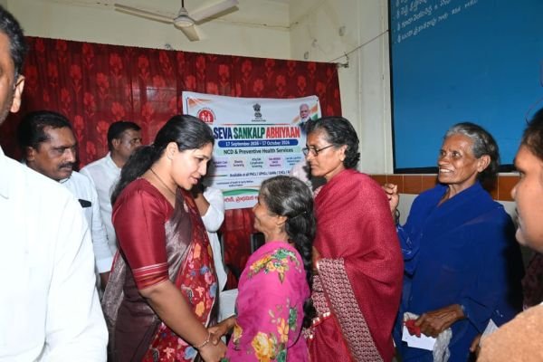 ప్రజాసేవకే జీవితాన్ని అంకితం చేసిన మోడీ.