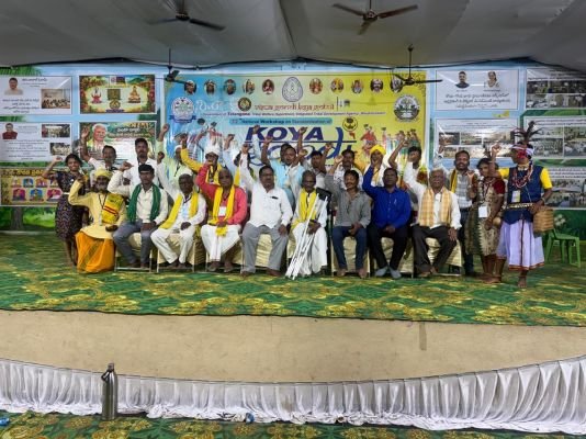 కోయ, గోండు వర్క్‌షాప్‌లో పాల్గొన్న తాటి