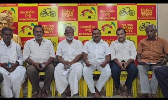 జనాల చెవులలో పువ్వులు పెట్టొద్దు చెవిరెడ్డి.