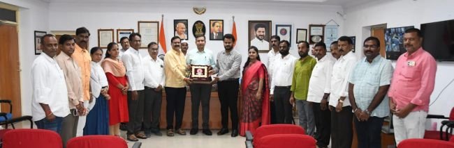 కలెక్టర్‌ను కలిసిన ఇండియన్ రెడ్‌క్రాస్ నూతన కార్యవర్గం