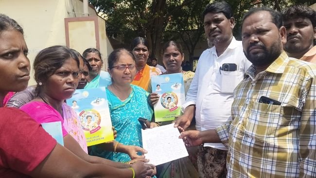 నార్పలలో అక్రమ పనులు నిలుపుదల చేయాలని వినతి