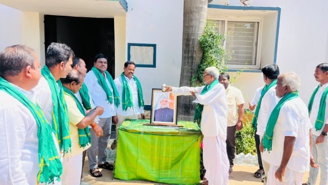 స్పీకర్ గడ్డం ప్రసాద్ కుమార్ కు ధన్యవాదములు :AMC చైర్మన్ శ్రీనివాస్ ముదిరాజ్