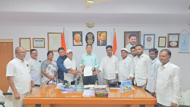 సీసీఐ బకాయిలను వెంటనే చెల్లించేలా కృషి చేయాలి
