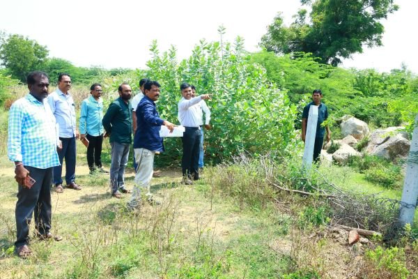 రాష్ట్ర ప్రభుత్వం విద్యకు అత్యంత ప్రాధాన్యత ఇస్తుంది.... జిల్లా కలెక్టర్ బి చంద్రశేఖర్.