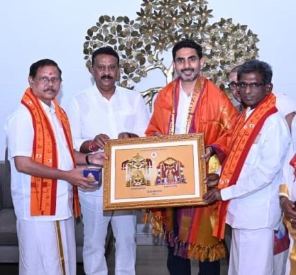 మంత్రి లోకేష్ కు మల్లన్న ప్రసాదం అందచేత