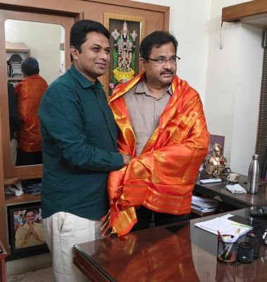 ప్రసాద్ బాబుని కలిసిన డాక్టర్ దగ్గుపాటి