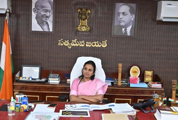 జల్ జీవన్ మిషన్ పనులను వేగవంతంగా పూర్తి చేసి ప్రతి ఇంటికీ తాగునీరు అందించాలి*  *జిల్లా కలెక్టర్ డా.ఏ.సిరి*