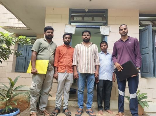 పీజీ విద్యార్థులకు హాస్టల్ వసతి కల్పించాలి