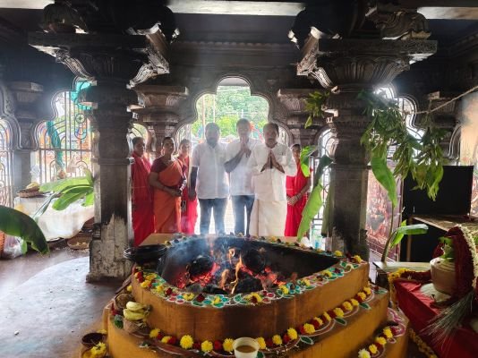 శ్రీ రాజరాజేశ్వరి దేవస్థానంలో ఘనంగా వరుణ యాగం