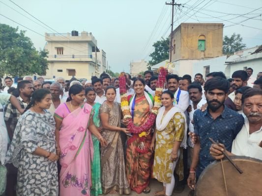 కలిసికట్టుగా పనిచేసి వైకాపా విజయానికి కృషి చేయాలి: కంగాటి శ్రీదేవమ్మ