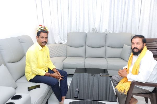 తిరువూరు టీడీపీ వివాదంపై పల్లా ఆరా