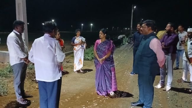 వెలిగొండ పునరావాస పనులు వేగవంతం చేయాలి