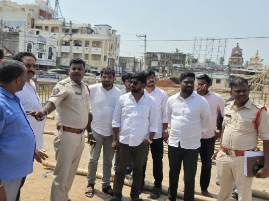 పాలకొండ శ్రీ కోట దుర్గమ్మ ఉత్సవ ఏర్పాట్ల పరిశీలన