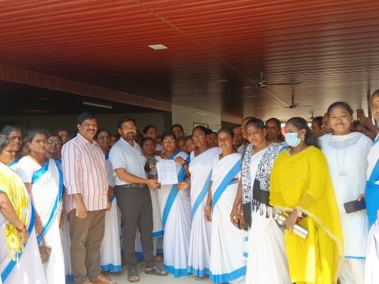 ఆశ వర్కర్ల డిమాండ్లను నెరవేర్చాలి