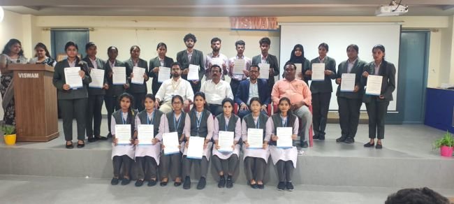 ప్రాంగణ నియామకాల్లో విశ్వం డిగ్రీ కళాశాల విజయదుందుభి