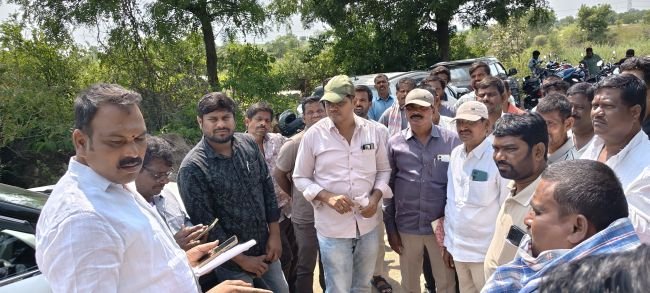 సర్వే నంబర్ 483 భూములపై రీ -సర్వే...
