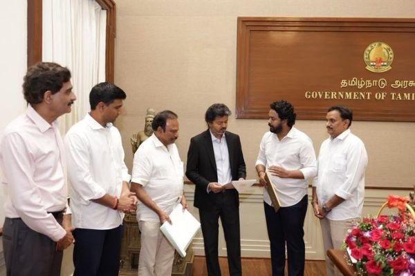 విజయవాడ ఉత్సవ్ 2.0, దసరా వేడుకలకు తమిళనాడు ముఖ్యమంత్రి విజయ్‌కు ఆహ్వానం