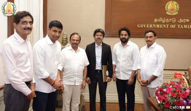 కనకదుర్గమ్మ సన్నిధికి ప్రముఖులకు ఆహ్వానం.. విజయవాడ ఉత్సవ్‌కు జాతీయ వైభవం
