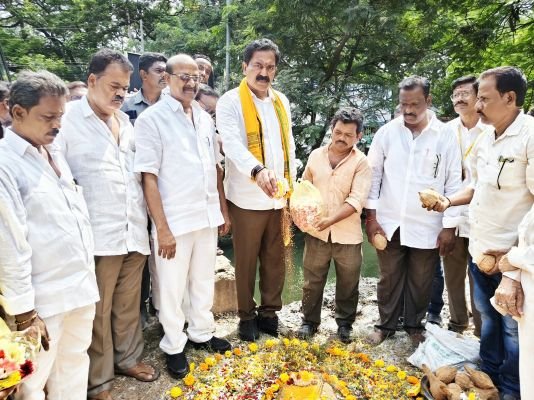ఉయ్యూరు నుంచే కూటమి విజయయాత్రకు శంఖారావం.. అభివృద్ధిలో పోటీ పడదాం.. 