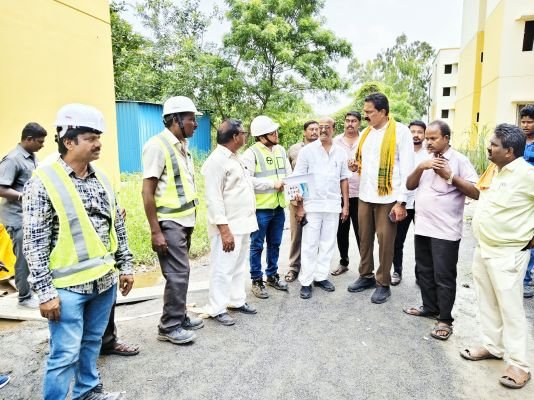 జనవరి 15 నాటికి పేదల ఇళ్లు సిద్ధం -  లబ్ధిదారులతో గృహప్రవేశాలు, సహపంక్తి భోజనాలు: ఎమ్మెల్యే బోడే ప్రసాద్