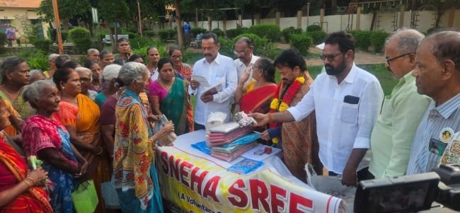 వృద్ధుల సేవలో వికాస్ అనితర సాధ్యం