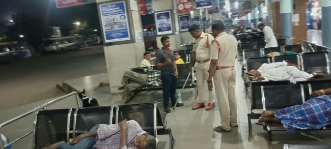 జిల్లా ఎస్పీ శ్రీ పి. జగదీష్ IPS గారి ఆదేశాలతో జిల్లా వ్యాప్తంగా కొనసాగుతోన్న "ఆపరేషన్ నైట్ సేఫ్టీ"* 