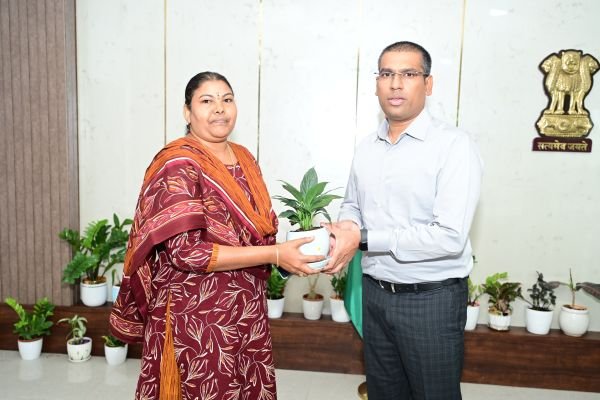తిరుపతి ఎస్‌.డీ.ఎఫ్‌ఓ గా ఆర్. శ్రీదేవి బాధ్యతలు