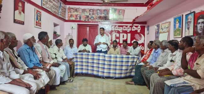కరువు పైన రైతుల అగ్రహానికి గురికావద్దు